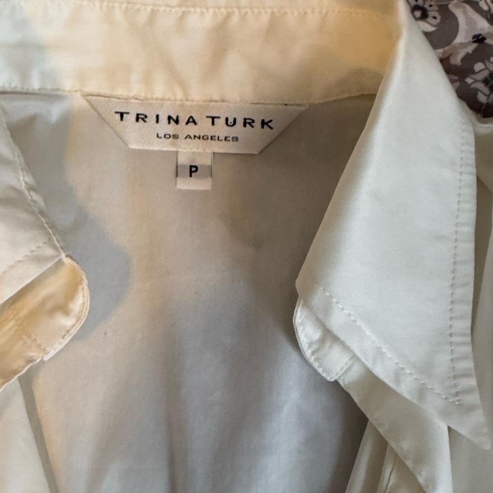 Trina Turk Cream Dress Shirt Elegant Design